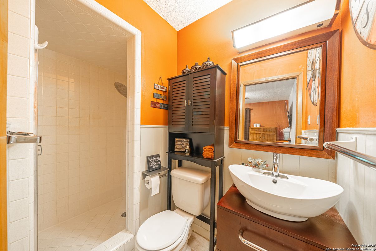 Bathroom, Interior