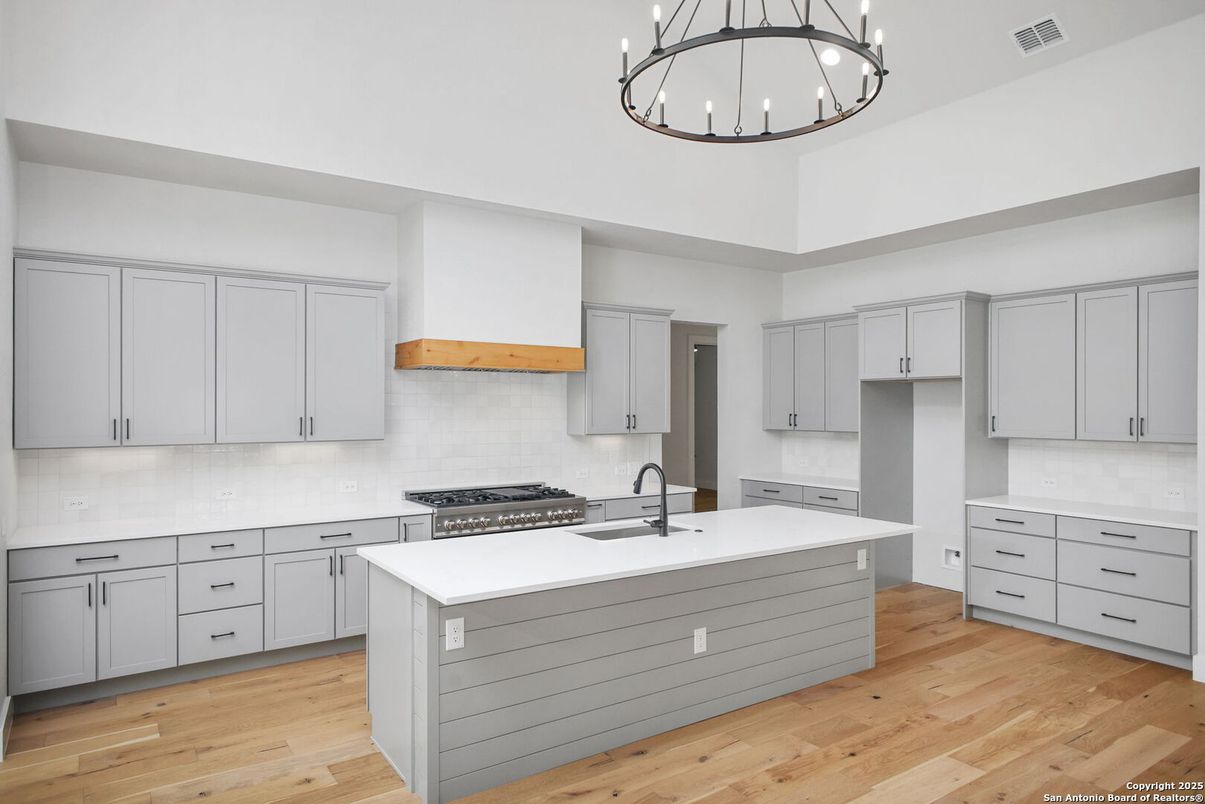Interior, Kitchen, Pendant Lights, Wood Texture Flooring