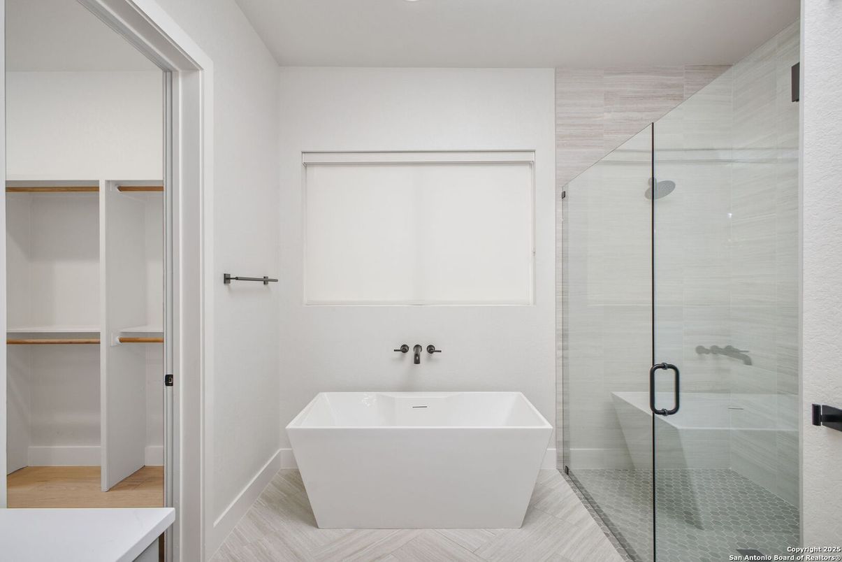 Bathroom, Free Standing Baths, Glass Shower, Interior