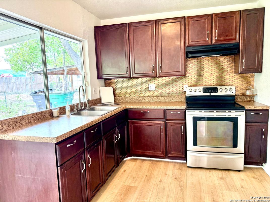 Interior, Kitchen, Wood Texture Flooring