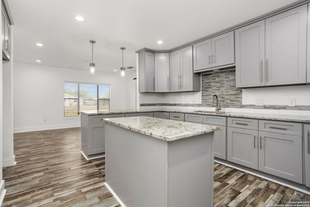 Interior, Kitchen, Pendant Lights, Recessed Lighting, Wood Texture Flooring