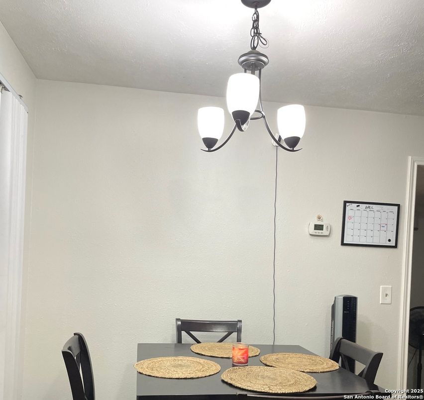 Chandelier, Dining room, Interior
