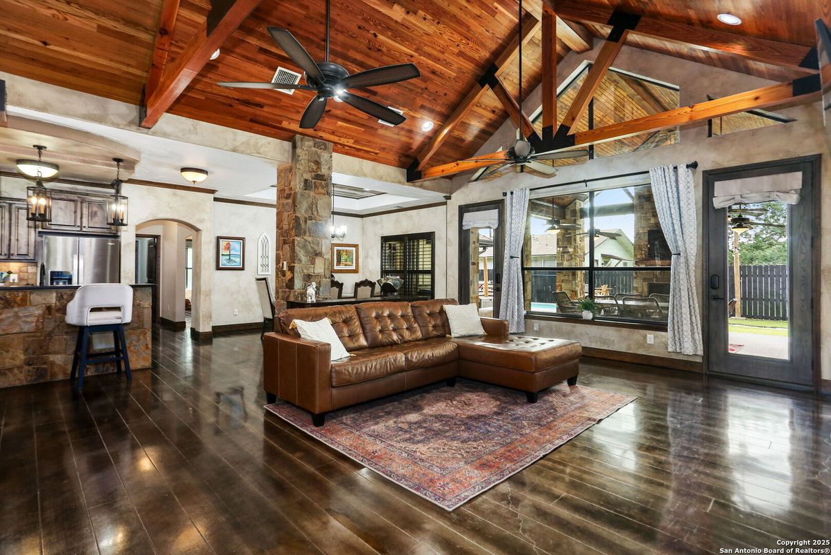 Interior, Kitchen, Living room, Pendant Lights, Recessed Lighting, Wooden Beams, Wooden Ceilings, Wood Texture Flooring