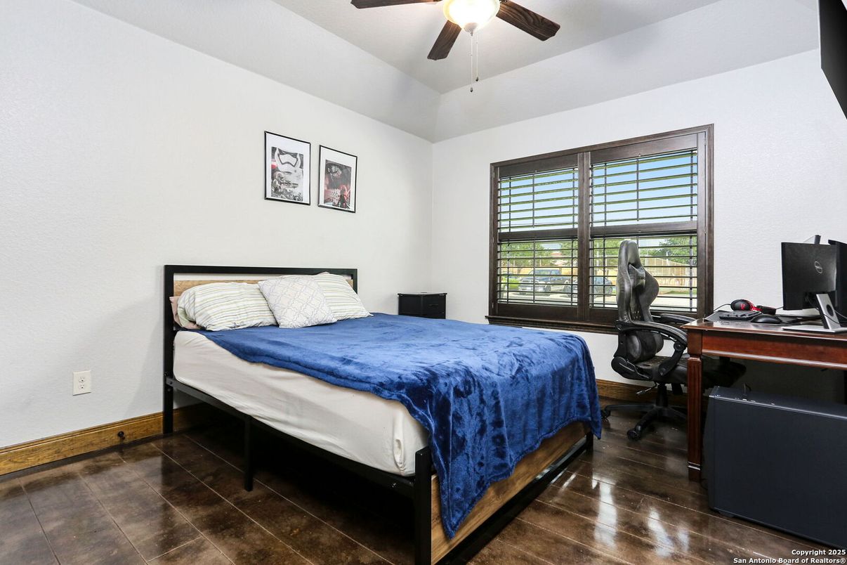 Bedroom, Home Office, Interior, Wood Texture Flooring