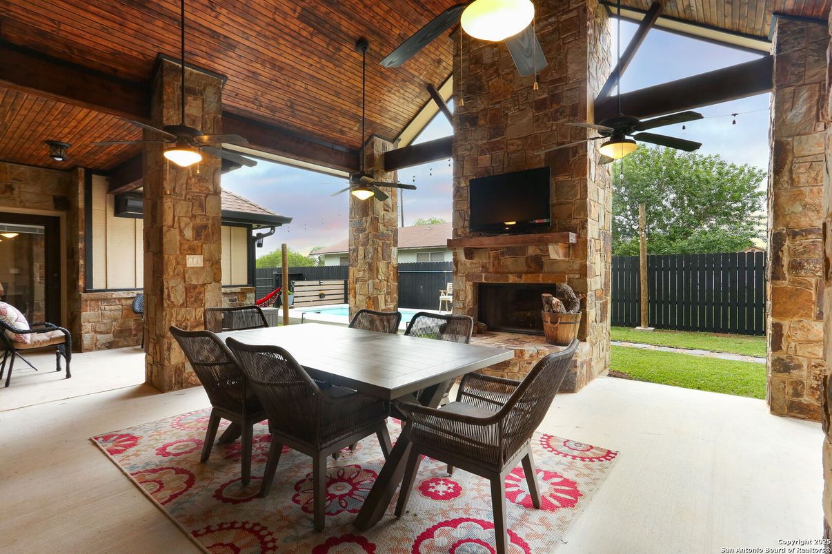 Exterior, Fireplace
