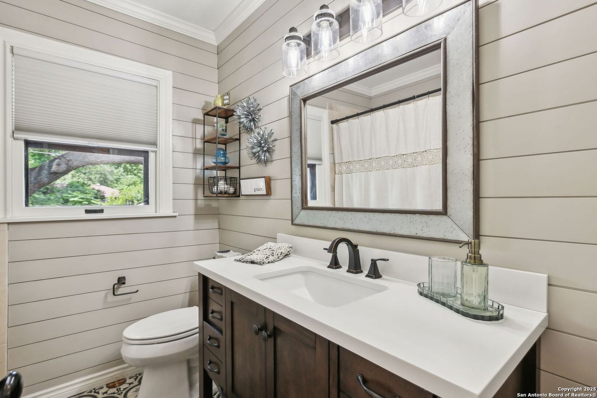 Bathroom, Interior