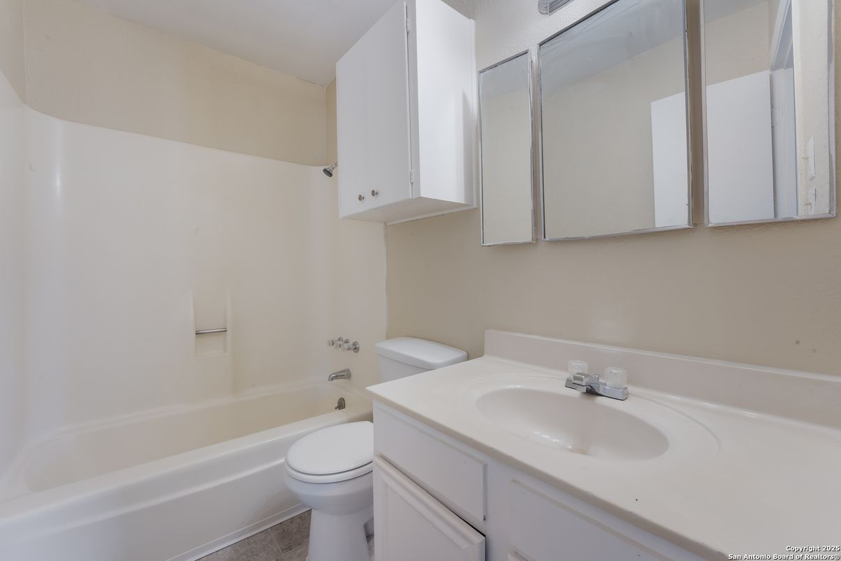 Bathroom, Interior