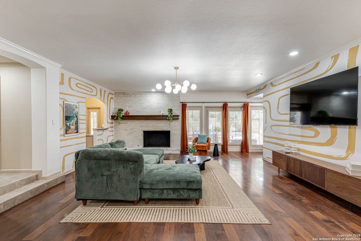 Interior, Living room, Pendant Lights, Recessed Lighting, Stone Walls, Wood Texture Flooring