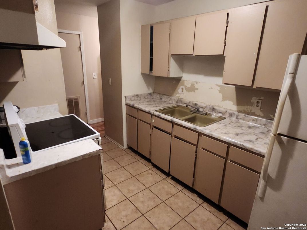 Interior, Kitchen