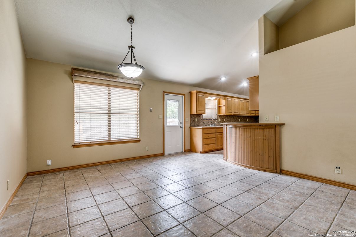 Empty room, Interior, Kitchen, Pendant Lights