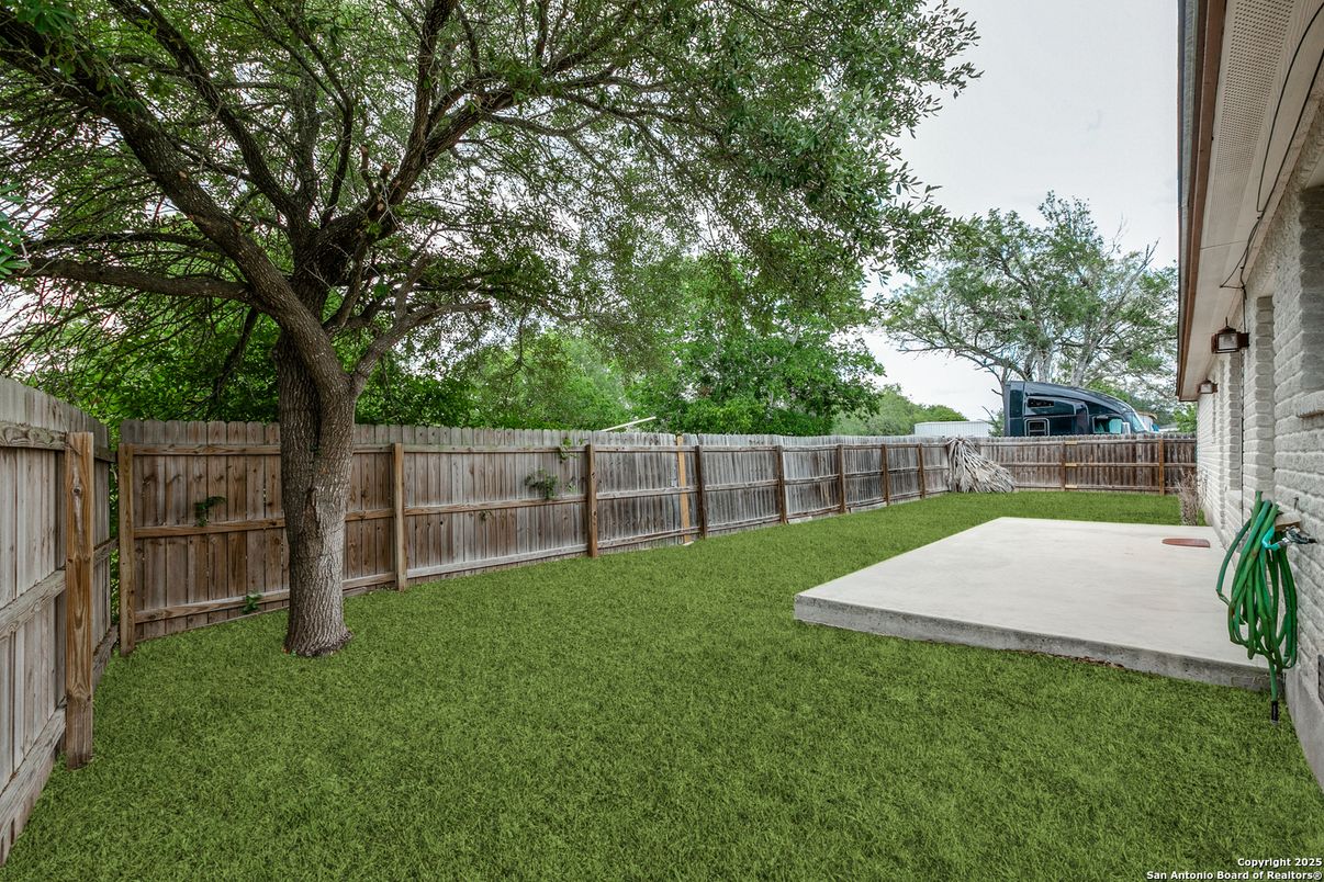 Backyard, Exterior