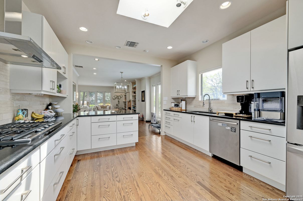 Chandelier, Interior, Kitchen, Recessed Lighting, Stainless Steel Appliances, Wood Texture Flooring