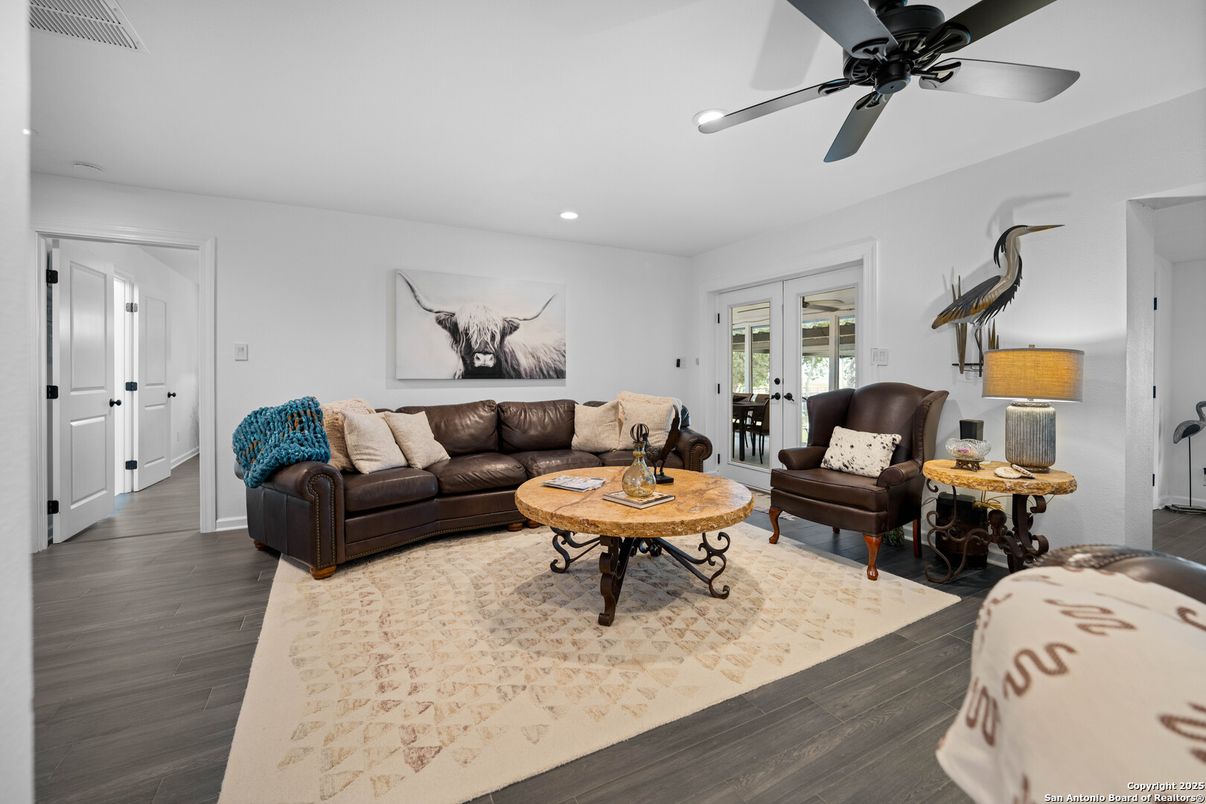 Interior, Living room, Recessed Lighting, Wood Texture Flooring