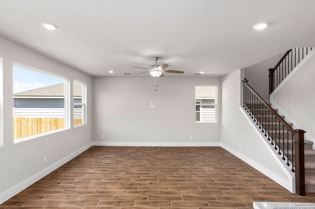 Empty room, Interior, Recessed Lighting, Wood Texture Flooring
