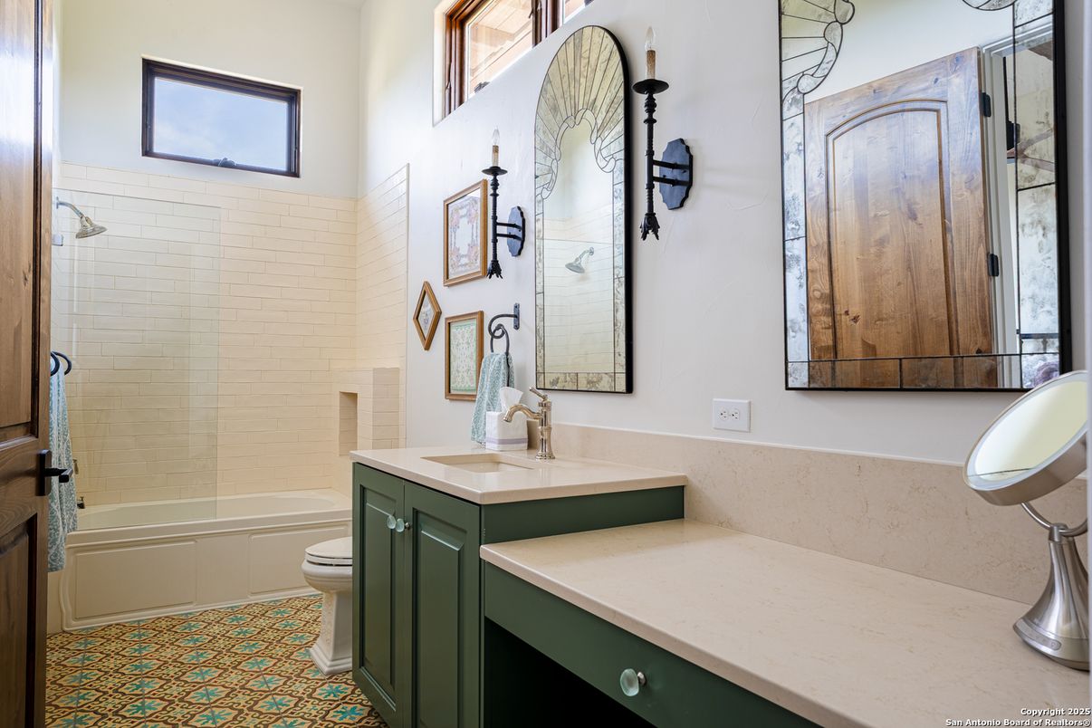 Bathroom, Interior