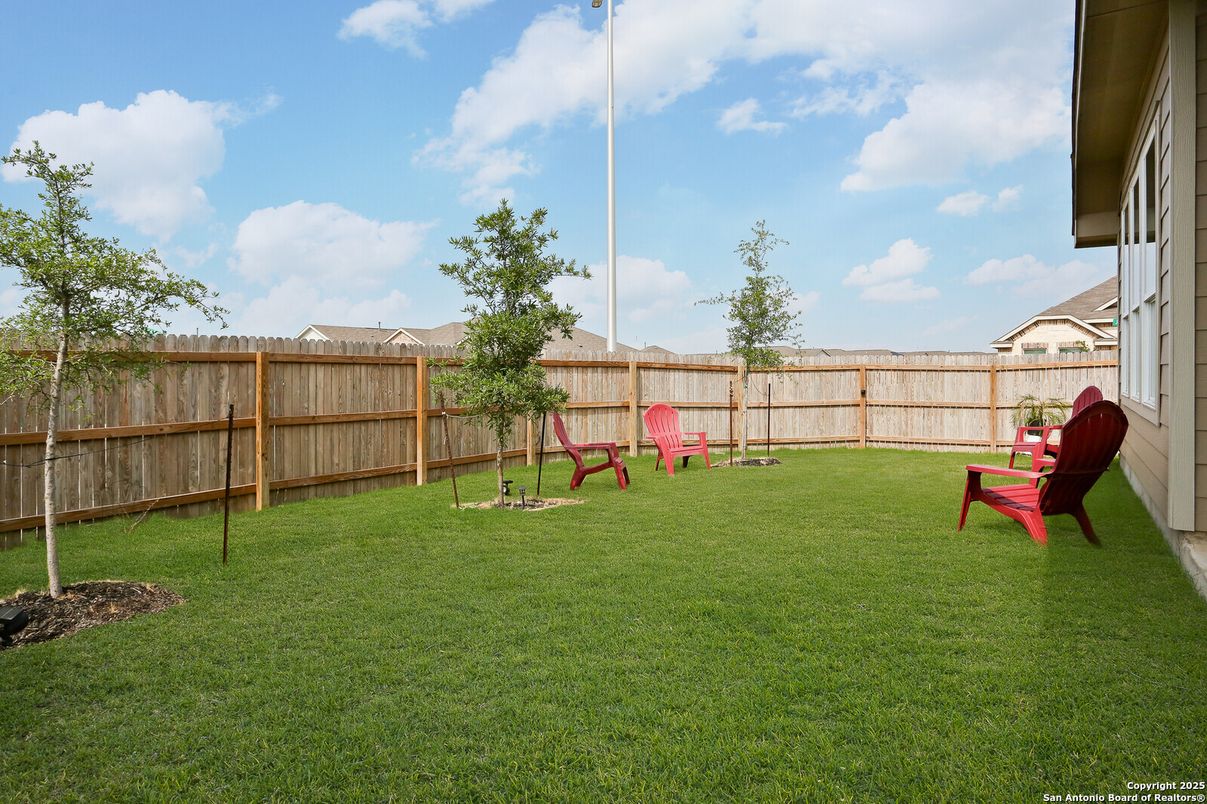 Backyard, Exterior