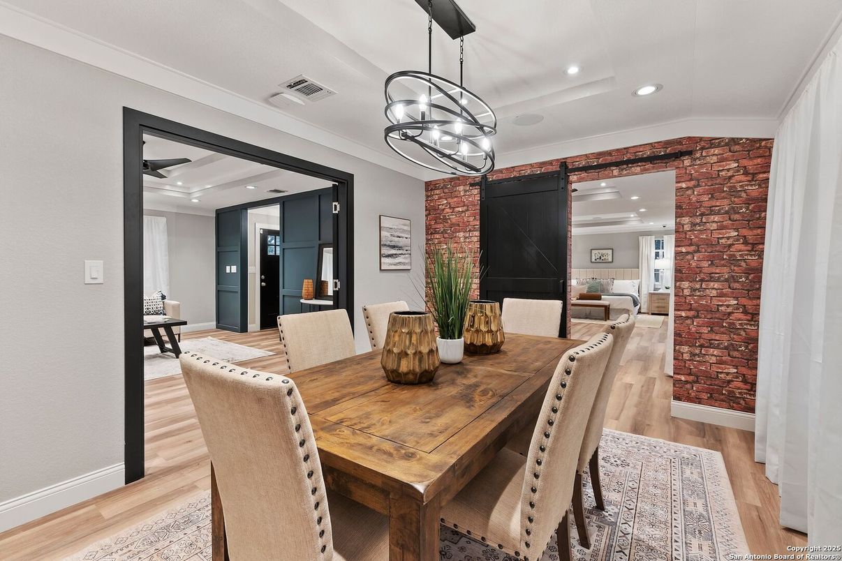Dining room, Interior, Pendant Lights, Recessed Lighting, Stone Walls, Wood Texture Flooring