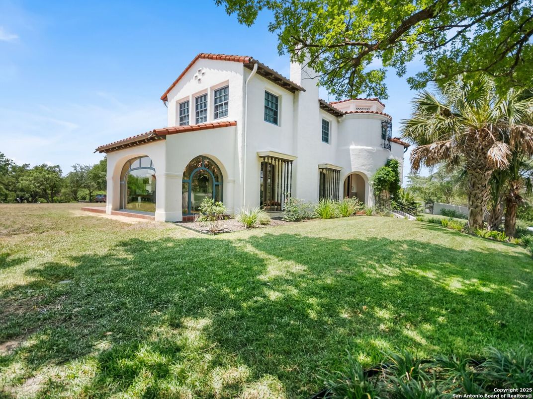 Backyard, Exterior, Facade, Spanish Mediterranean