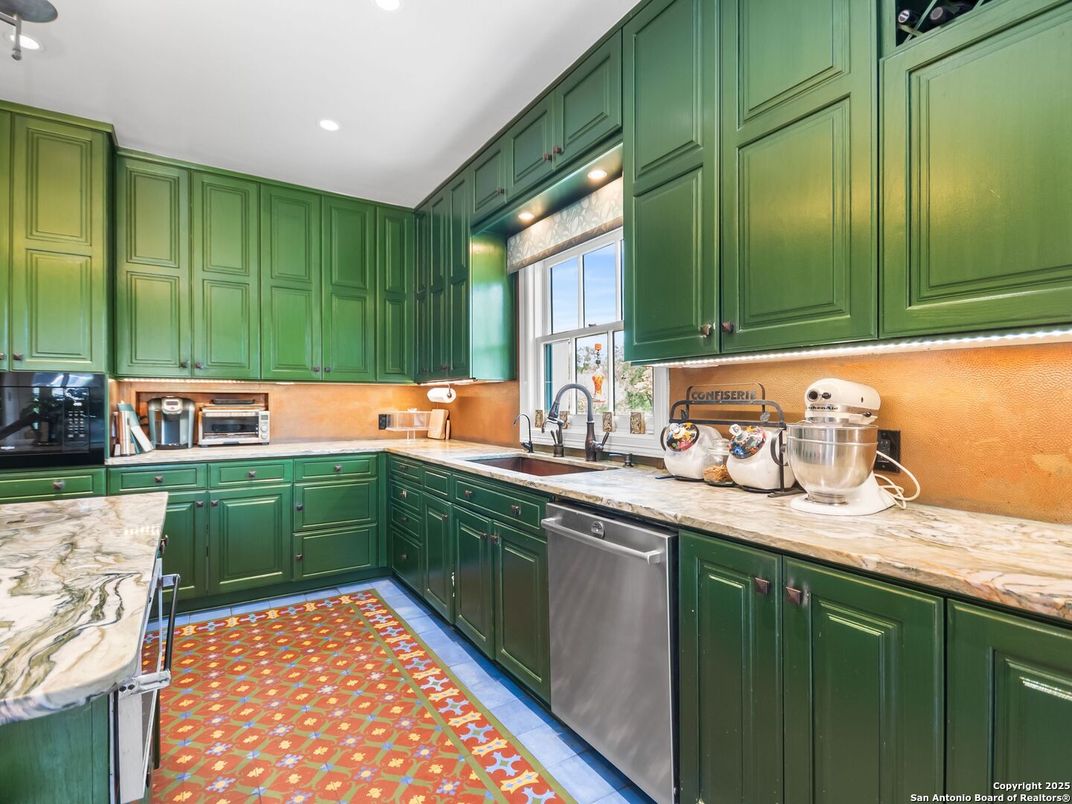 Interior, Kitchen, Recessed Lighting