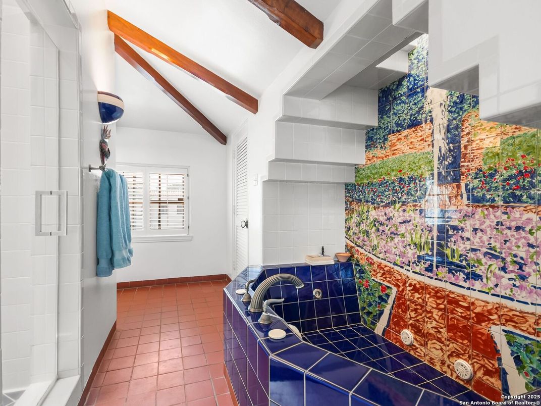 Bathroom, Interior, Wooden Beams