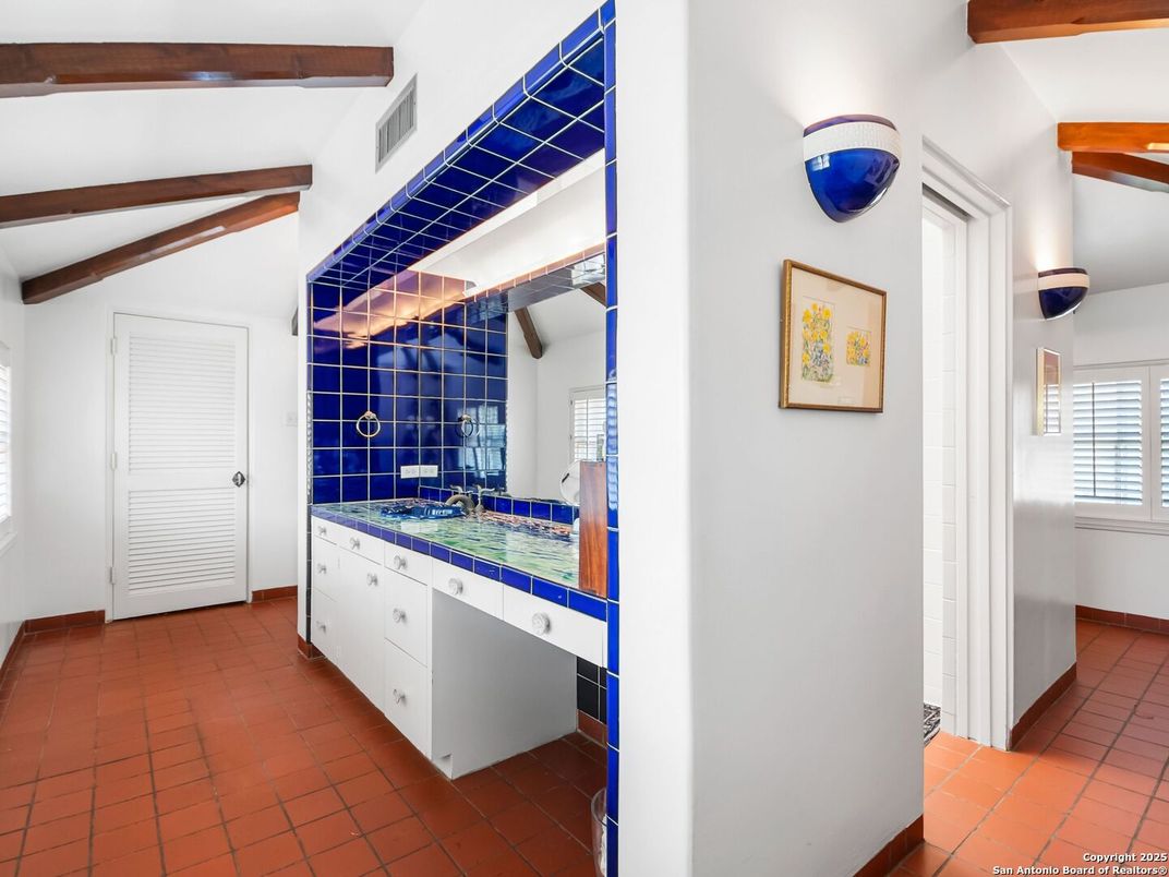 Interior, Wooden Beams