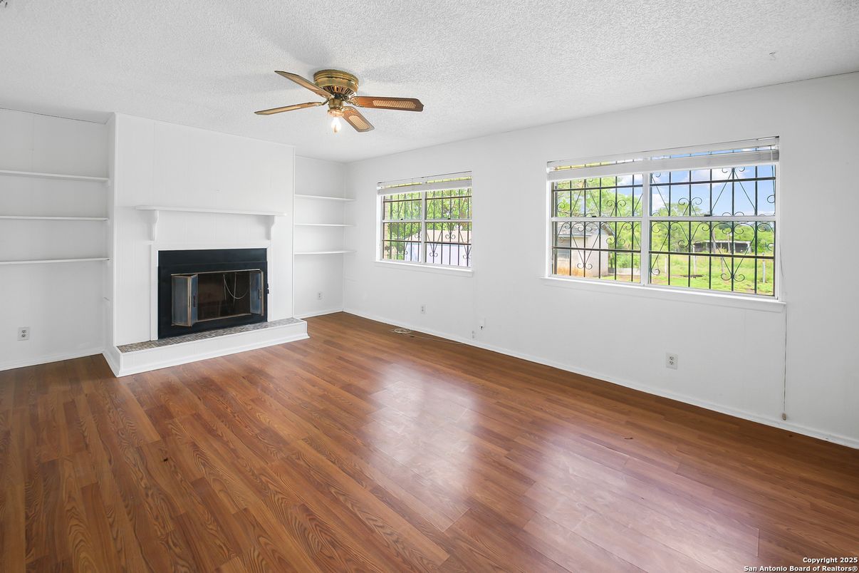 Empty room, Fireplace, Interior, Wood Texture Flooring