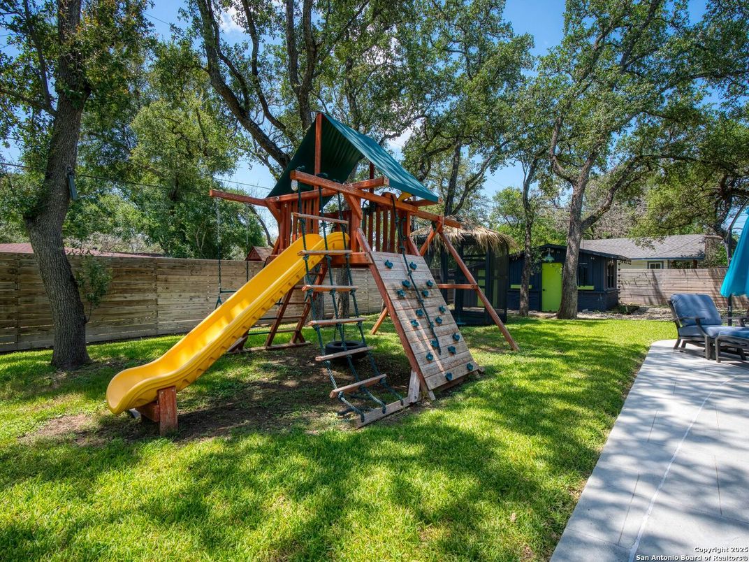 Backyard, Exterior, Playground