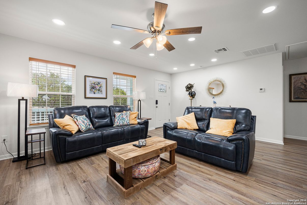 Interior, Living room, Recessed Lighting, Wood Texture Flooring