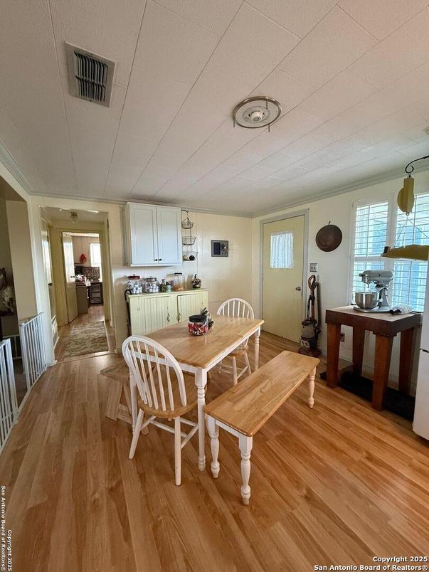 Dining room, Interior, Wood Texture Flooring