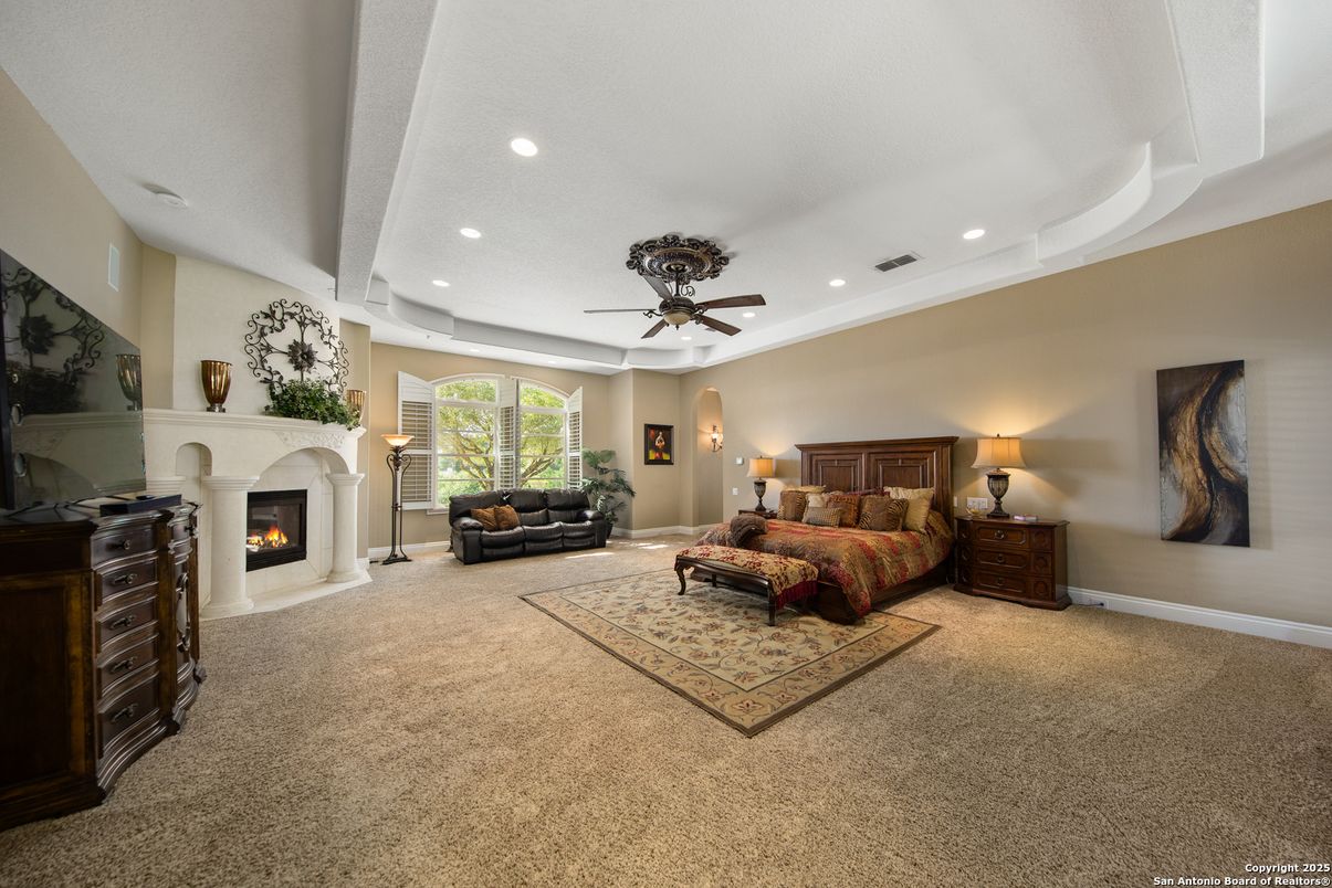 Fireplace, Interior, Living room, Recessed Lighting