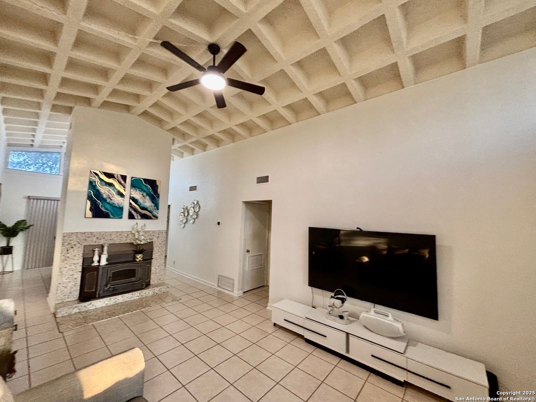 Fireplace, Interior