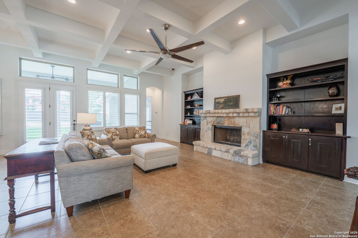 Fireplace, Interior, Living room, Recessed Lighting