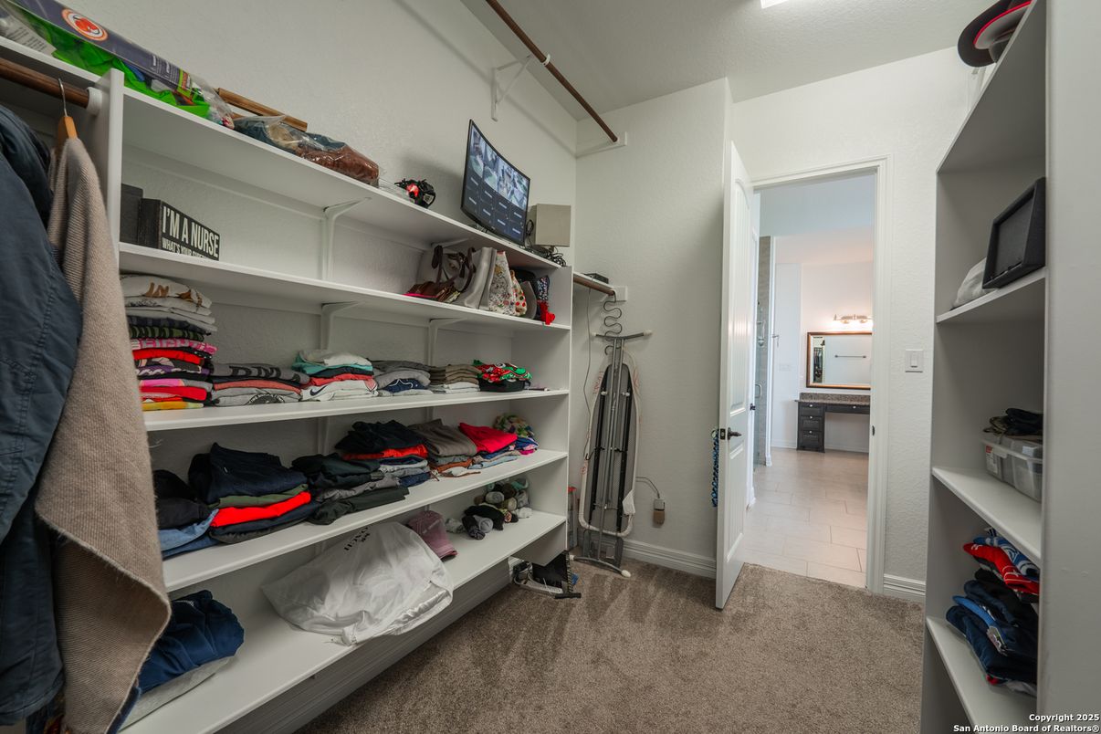 Interior, Walk-in Closets