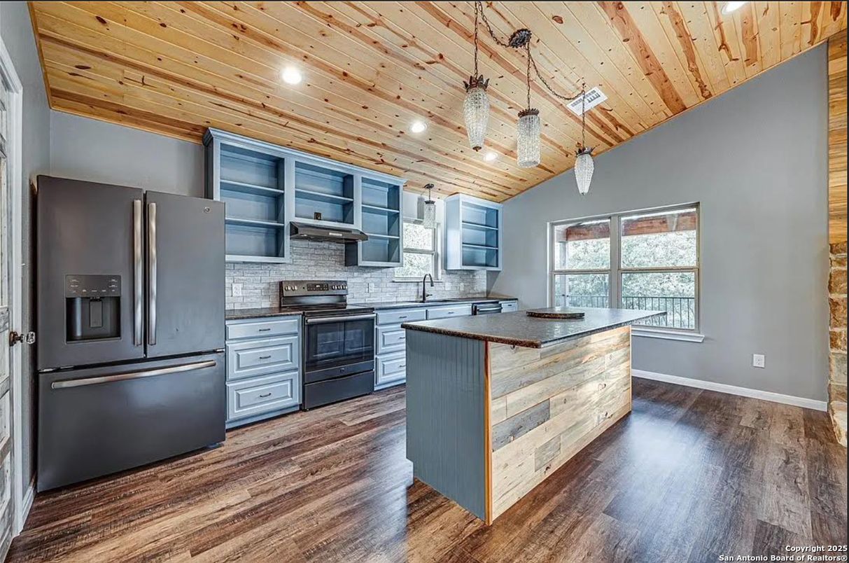 Interior, Kitchen, Pendant Lights, Recessed Lighting, Wooden Ceilings, Wood Texture Flooring