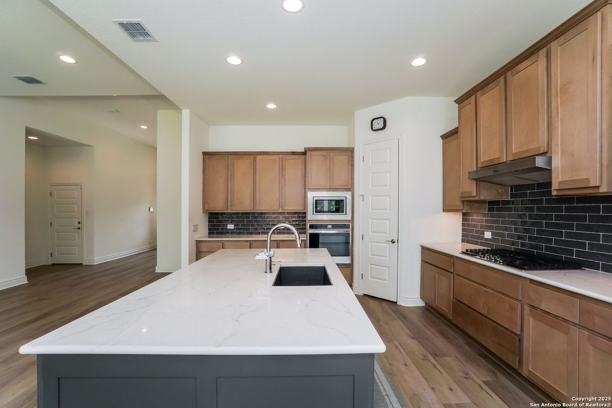 Interior, Kitchen, Recessed Lighting, Wood Texture Flooring