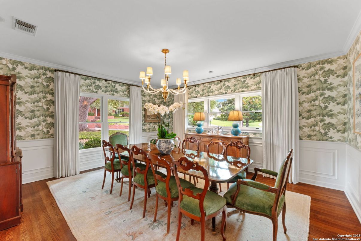 Chandelier, Dining room, Interior, Wood Texture Flooring