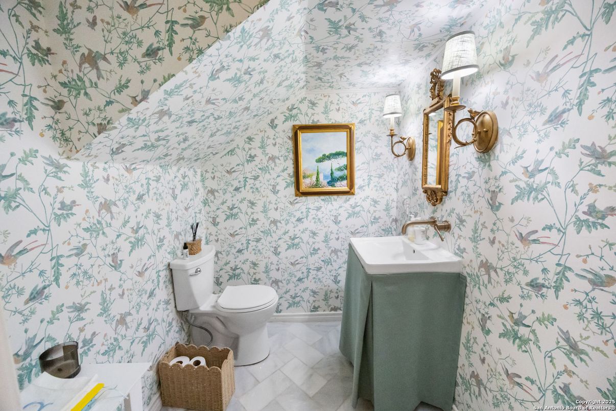 Bathroom, Interior