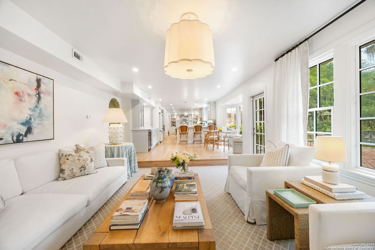 Dining room, Interior, Living room, Recessed Lighting, Wood Texture Flooring