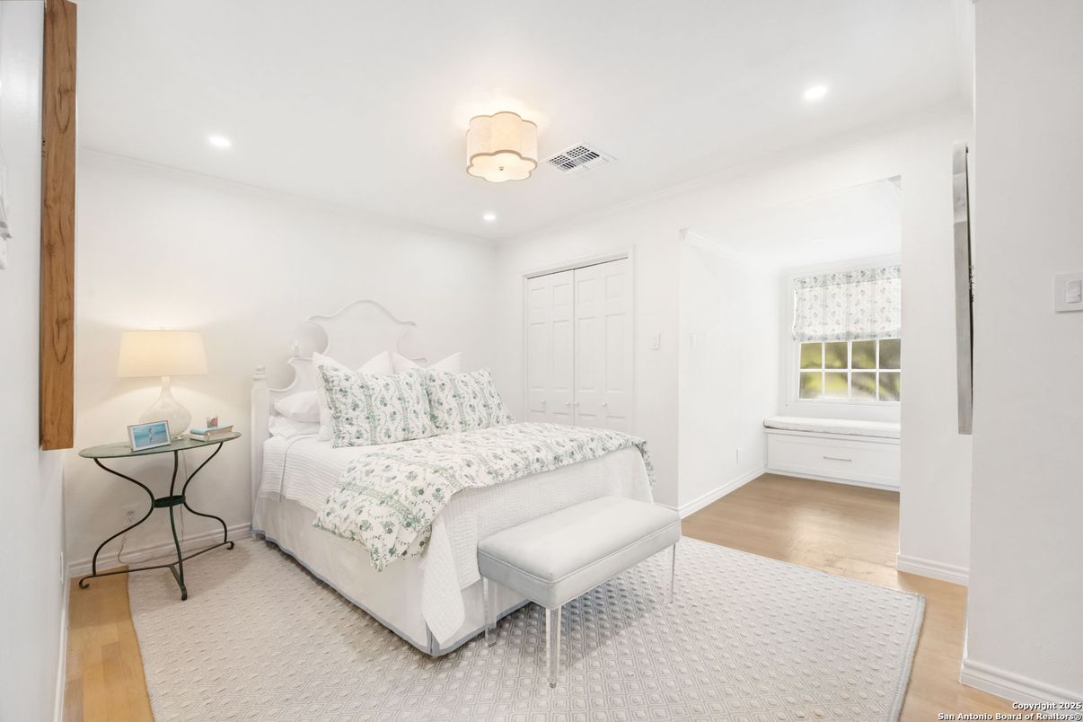 Bedroom, Interior, Recessed Lighting, Wood Texture Flooring