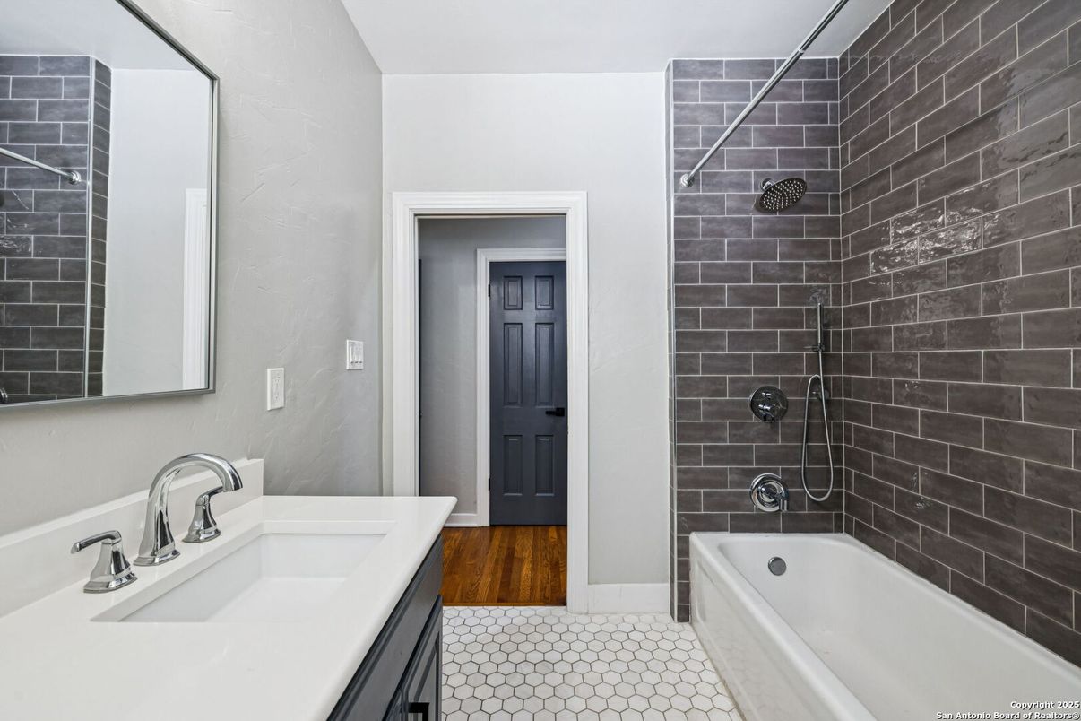 Bathroom, Interior, Wood Texture Flooring