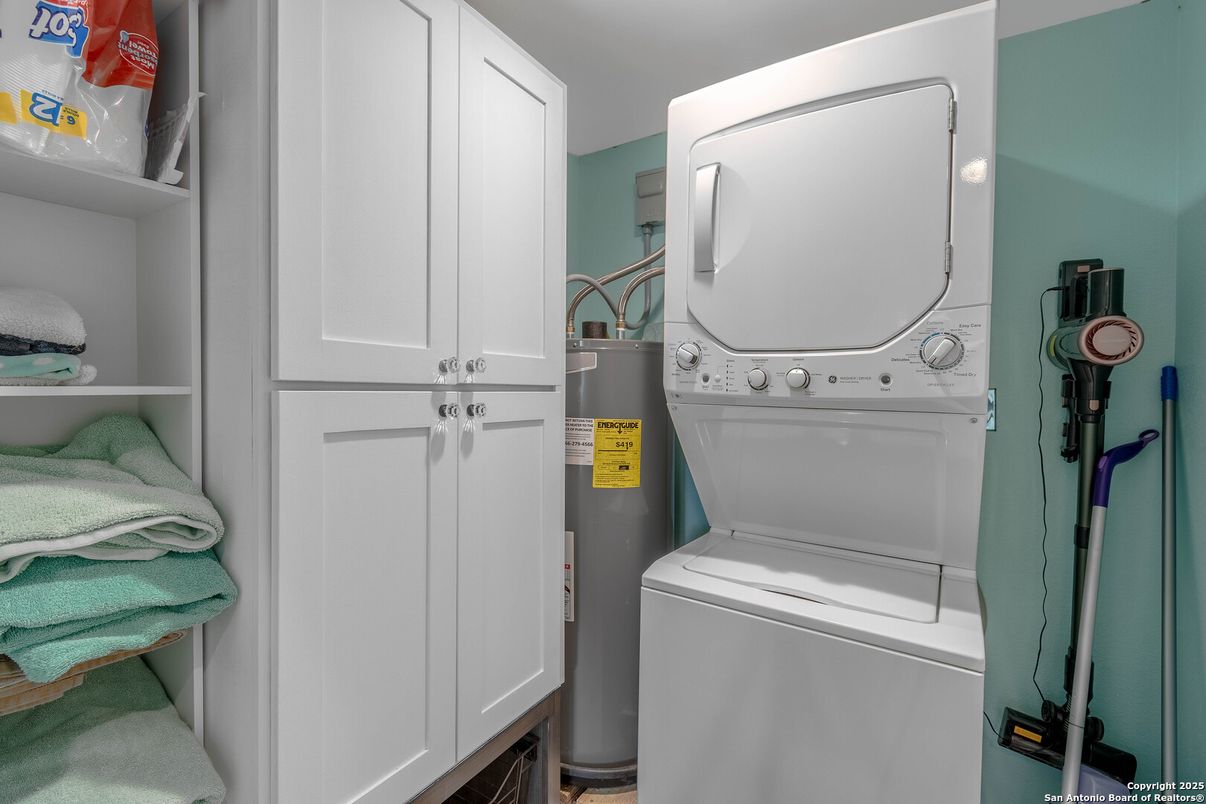 Interior, Utility Closets, Washer