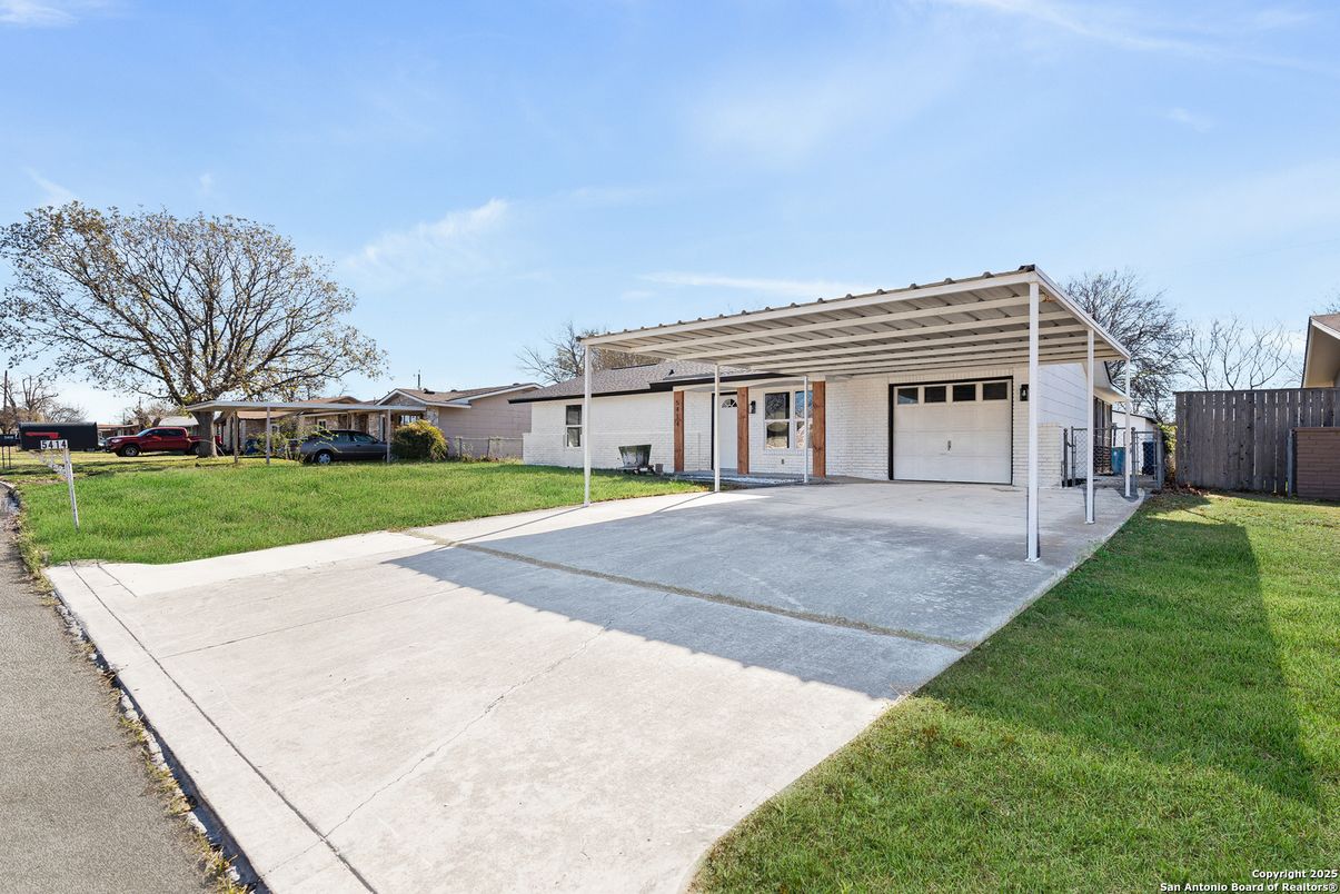 Backyard, Detached Garage, Exterior