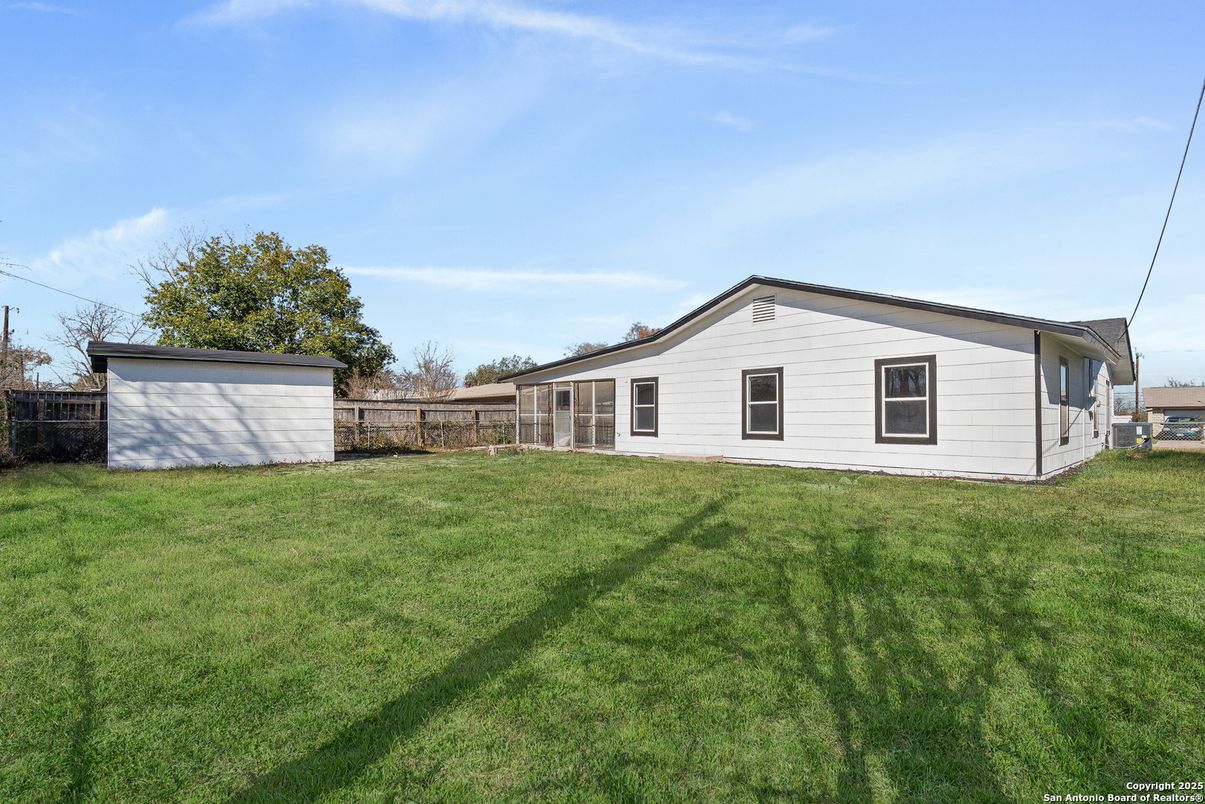 Backyard, Exterior