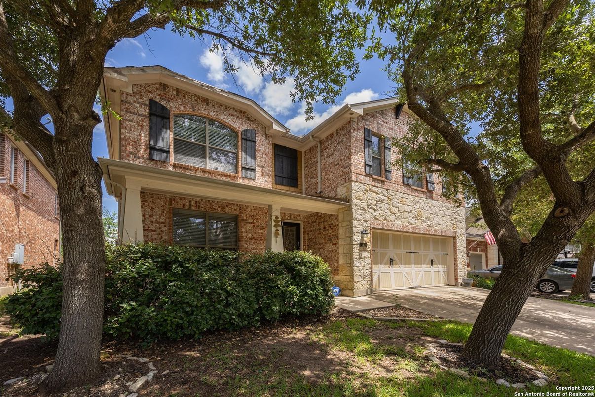 Attached, Exterior, Facade, Brick Facade, Brick Traditional