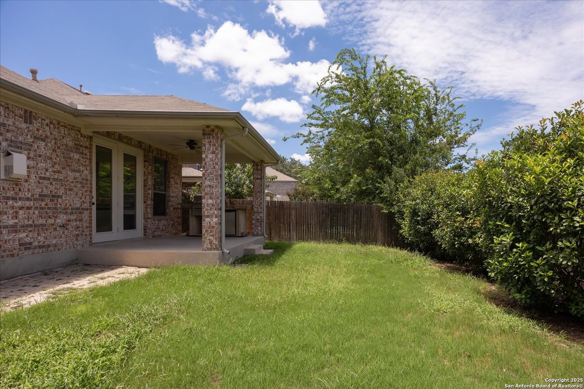 Backyard, Exterior