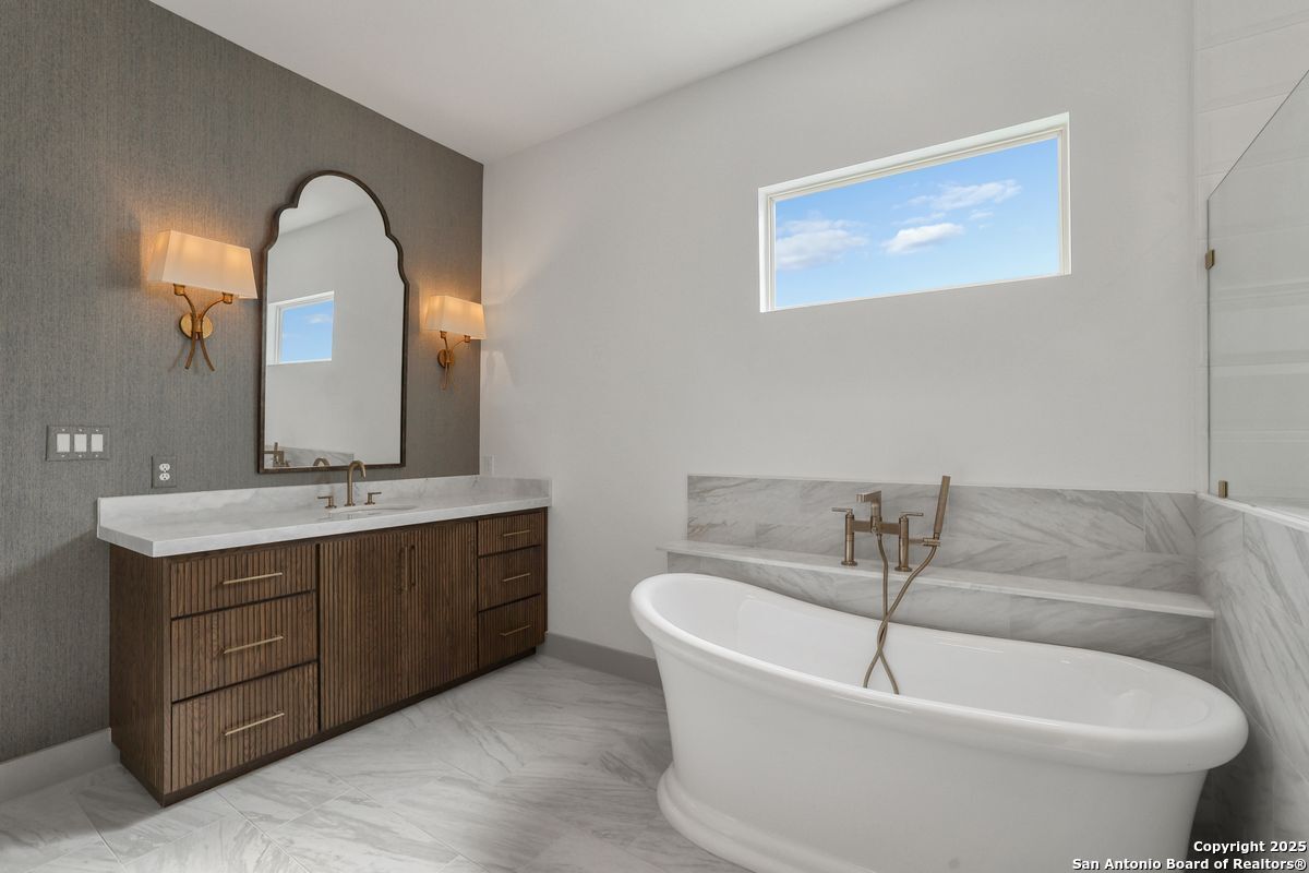 Bathroom, Dual Sink Vanities, Free Standing Baths, Interior, Marble