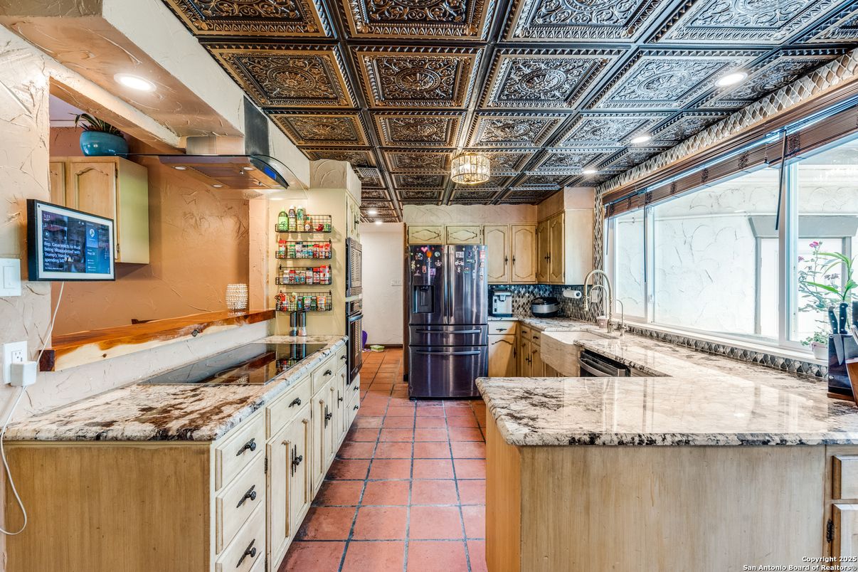 Interior, Kitchen, Recessed Lighting