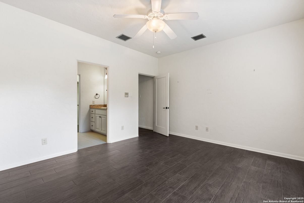 Bathroom, Empty room, Interior, Wood Texture Flooring