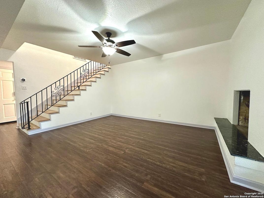 Empty room, Interior, Wood Texture Flooring