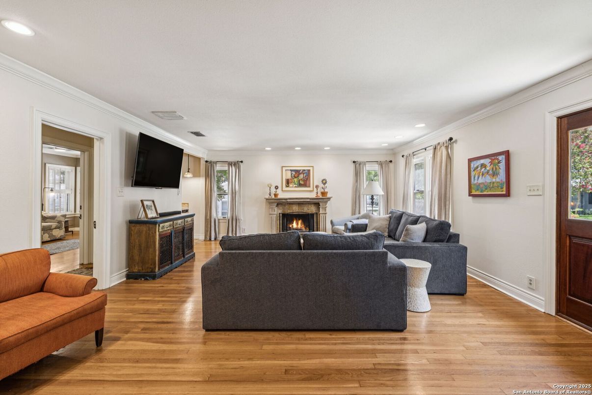 Fireplace, Interior, Living room, Recessed Lighting, Wood Texture Flooring
